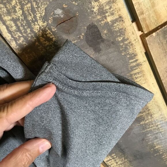 Under Armour quarter zip long sleeve pullover men’s size XL - Picture 6 of 8